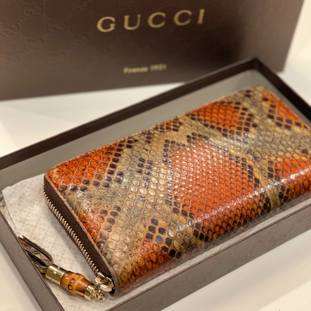 Gucci women wallet